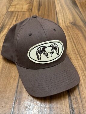KUIU Hat Cap Flexfit Fitted Size S/M Adult Brown Logo Lightweight Hunting